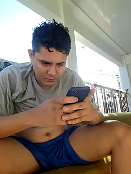 Pink Jazmin online show from 12/09/24, 09:05