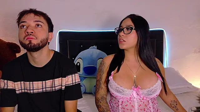 Snapshot of LeagueOfLovers chatting on 03/10/26, 02:05 LeagueOfLovers online show from 03/10/26, 02:05