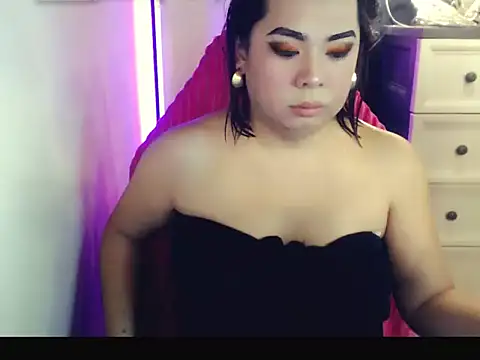 Snapshot of Nathalie_Heartxoxo69 chatting on 04/09/26, 11:54 Nathalie Heartxoxo69 online show from 04/09/26, 11:54