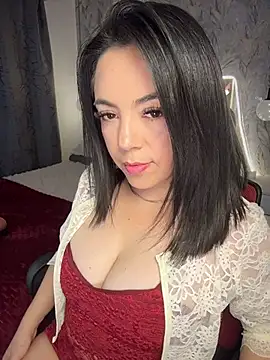 Snapshot of Bella_fournier chatting on 03/10/26, 11:54 Bella fournier online show from 03/10/26, 11:54