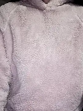 Snapshot of NEW_CRYSTAL chatting on 09/30/25, 05:23 NEW CRYSTAL online show from 09/30/25, 05:23