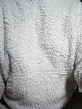 Snapshot of NEW_CRYSTAL chatting on 02/19/26, 06:42 NEW CRYSTAL online show from 02/19/26, 06:42