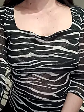 Snapshot of NEW_CRYSTAL chatting on 04/02/26, 06:22 NEW CRYSTAL online show from 04/02/26, 06:22