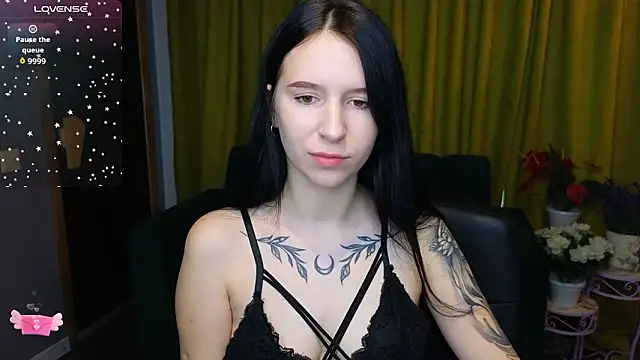 Snapshot of KarolinaBlacks chatting on 02/15/26, 06:32 KarolinaBlacks online show from 02/15/26, 06:32