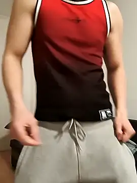 Snapshot of petibacsi96 chatting on 03/18/25, 08:37 petibacsi96 online show from 03/18/25, 08:37