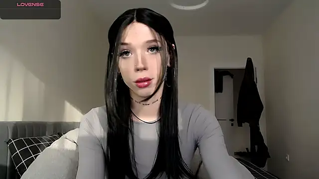 Dasha M online show from 10/08/25, 01:20