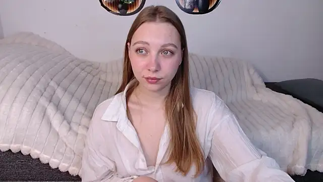 Snapshot of bellaa_love_ chatting on 04/06/26, 12:19 bellaa love online show from 04/06/26, 12:19