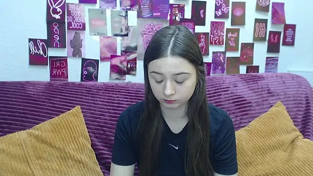 MilanaRoza online show from 03/15/26, 06:08