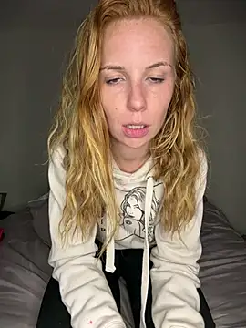 Snapshot of Redhairedteacher chatting on 03/12/26, 12:17 Redhairedteacher online show from 03/12/26, 12:17