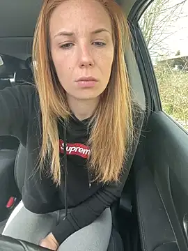 Snapshot of Redhairedteacher chatting on 03/29/26, 09:42 Redhairedteacher online show from 03/29/26, 09:42