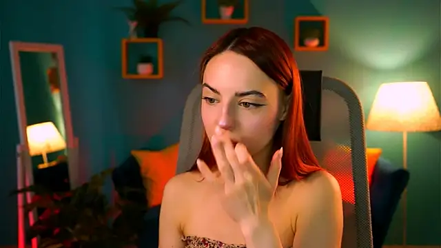 Snapshot of evanellson chatting on 04/09/26, 12:43 evanellson online show from 04/09/26, 12:43