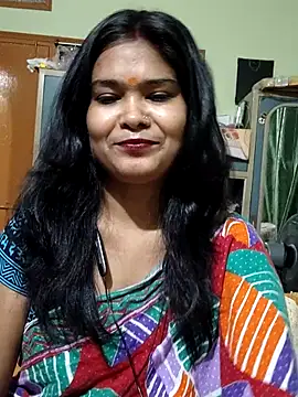 yoursweety09 online show from 10/27/25, 08:18