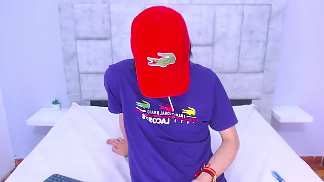 Snapshot of Eban_Dustan chatting on 02/25/25, 11:55 Eban Dustan online show from 02/25/25, 11:55