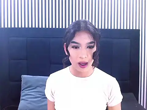 Snapshot of Eban_Dustan chatting on 09/26/25, 01:53 Eban Dustan online show from 09/26/25, 01:53