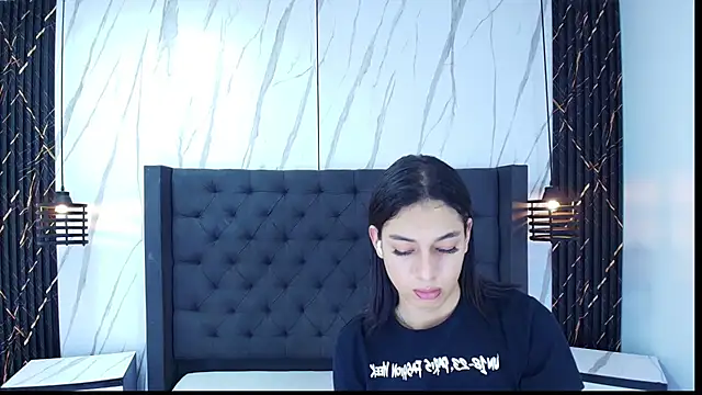 Snapshot of Eban_Dustan chatting on 11/30/25, 08:24 Eban Dustan online show from 11/30/25, 08:24