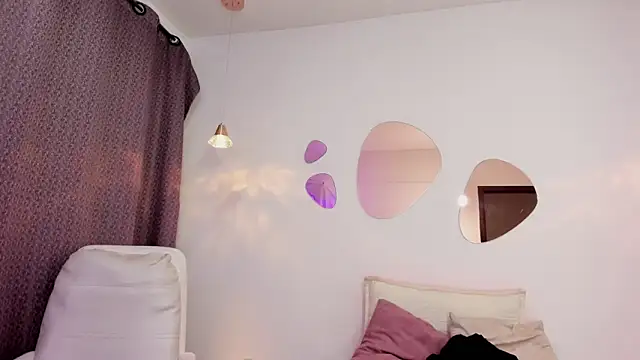 Vioolletta online show from 10/21/25, 06:52