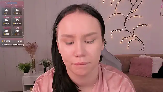 Snapshot of Alisia_Mars chatting on 01/20/25, 09:46 Alisia Mars online show from 01/20/25, 09:46