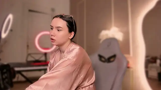 Snapshot of Alisia_Mars chatting on 02/22/25, 11:57 Alisia Mars online show from 02/22/25, 11:57