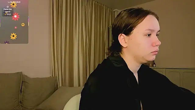 Snapshot of Alisia_Mars chatting on 11/28/25, 05:54 Alisia Mars online show from 11/28/25, 05:54