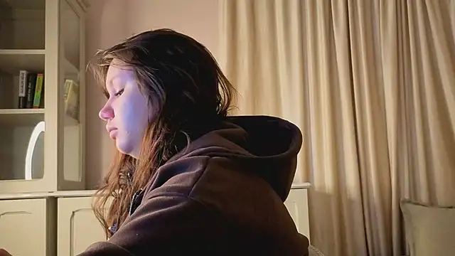 Alisia Mars online show from 02/11/26, 05:23