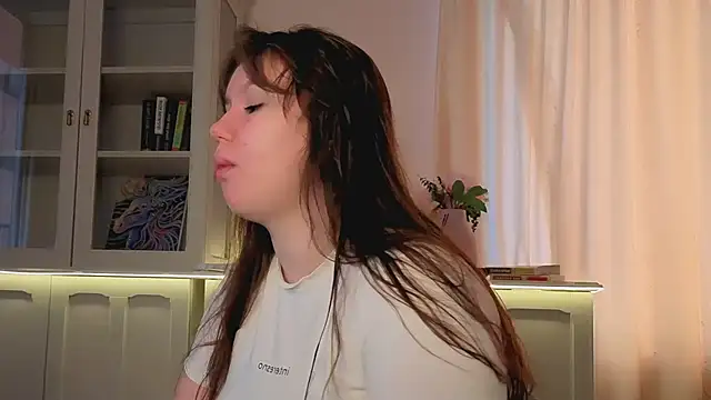 Snapshot of Alisia_Mars chatting on 03/07/26, 05:59 Alisia Mars online show from 03/07/26, 05:59