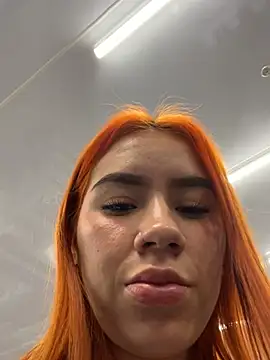 Im Valen Cute online show from 02/25/25, 10:07