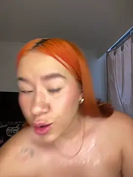 Im Valen Cute online show from 03/06/25, 08:27