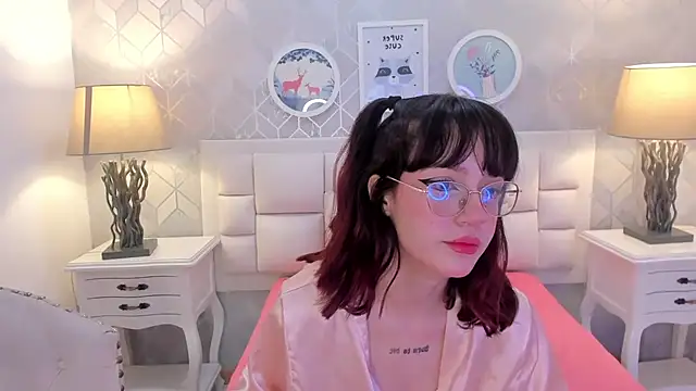 Snapshot of Nastya_Fantasy chatting on 01/22/25, 05:17 Nastya Fantasy online show from 01/22/25, 05:17