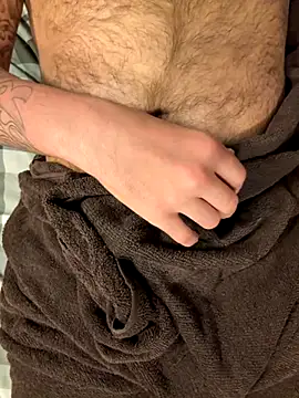 Dan8736 online show from 10/31/25, 07:48