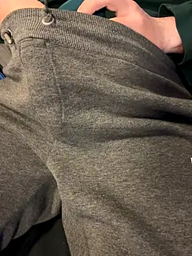 Dan8736 online show from 11/21/25, 10:14