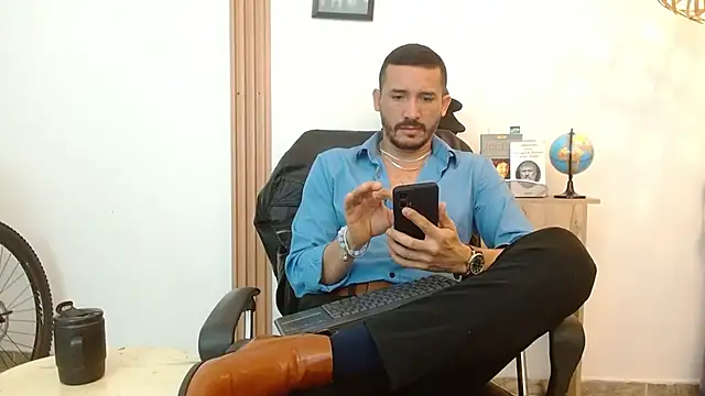 Reiko 85  online show from 10/01/25, 02:34