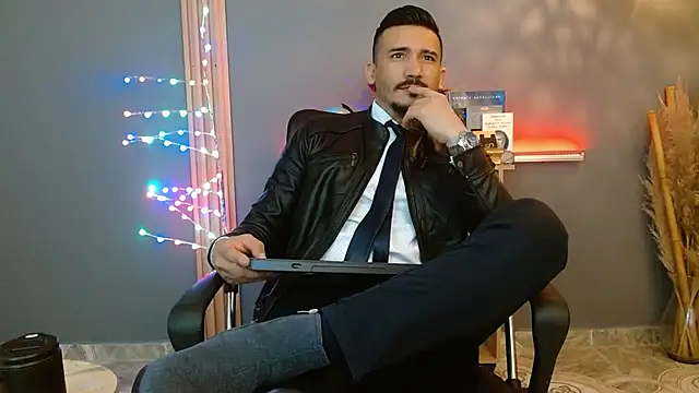 Reiko 85  online show from 02/17/26, 02:35