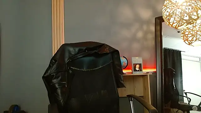 Reiko 85  online show from 06/28/26, 02:23