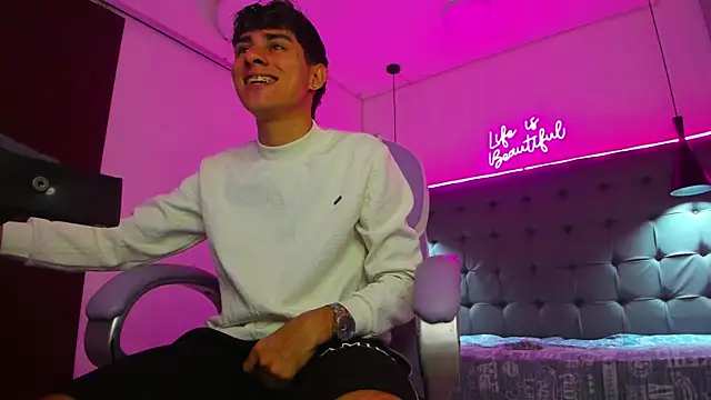 Dyla n18 online show from 01/10/26, 07:37