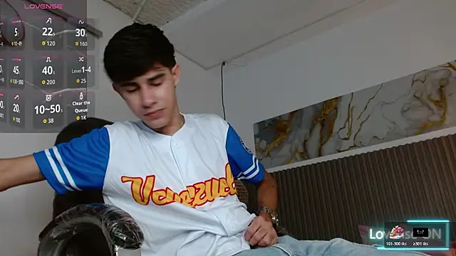 Dyla n18 online show from 03/18/26, 08:12