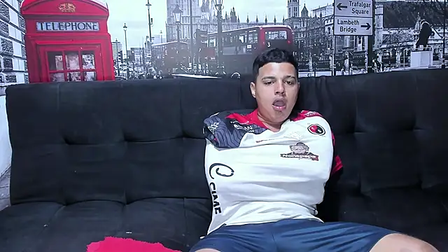 threesome sexy hot online show from 01/03/25, 01:14