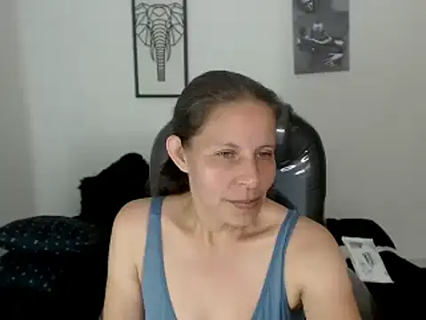 Milf karlye online show from 01/20/25, 09:46