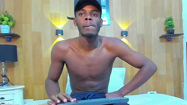 royce ebony online show from 02/21/25, 02:50