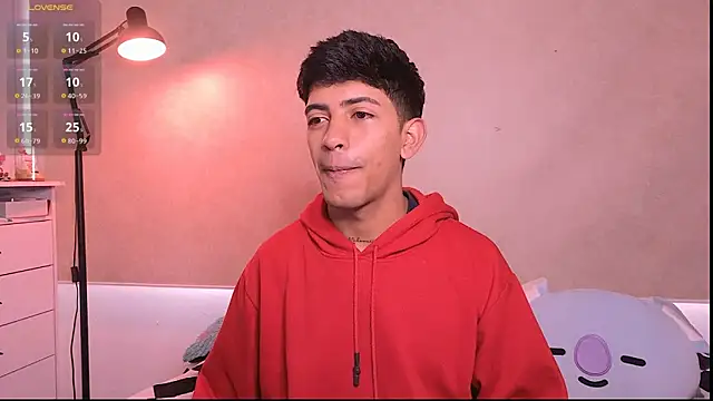 teobowny  online show from 02/06/26, 12:41