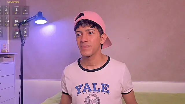 teobowny  online show from 04/17/26, 10:35