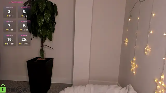 Jennifer Wadee online show from 12/22/25, 05:15