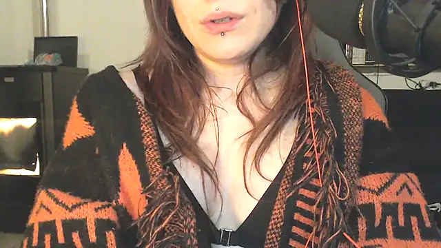 complicata mente online show from 03/06/25, 10:36