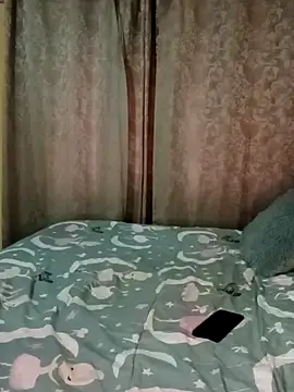 Snapshot of Luciouslips00 chatting on 09/08/25, 03:11 Luciouslips00 online show from 09/08/25, 03:11