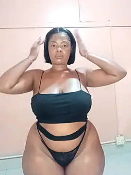 Snapshot of Luciouslips00 chatting on 02/23/26, 10:29 Luciouslips00 online show from 02/23/26, 10:29