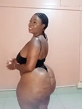 Snapshot of Luciouslips00 chatting on 03/08/26, 07:28 Luciouslips00 online show from 03/08/26, 07:28