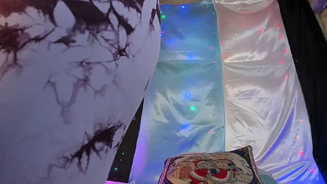 DeisyHarper online show from 12/21/24, 02:04