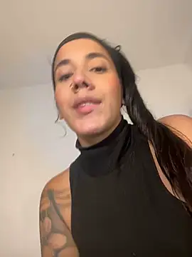 Snapshot of AndyFire69 chatting on 02/22/25, 10:52 AndyFire69 online show from 02/22/25, 10:52