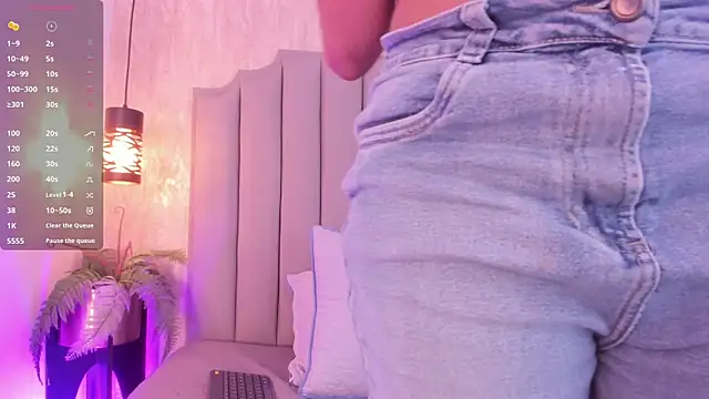 Alahia Baiter online show from 03/10/25, 11:42