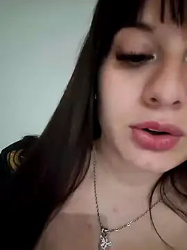 Snapshot of Foxy_Evii chatting on 12/19/24, 05:40 Foxy Evii online show from 12/19/24, 05:40