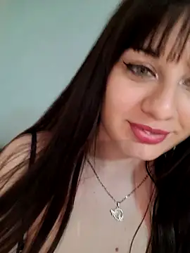 Snapshot of Foxy_Evii chatting on 03/05/25, 08:54 Foxy Evii online show from 03/05/25, 08:54